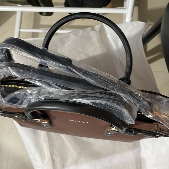 Miraggio Rosalind Tote bag | NWT - Picture 14 of 17